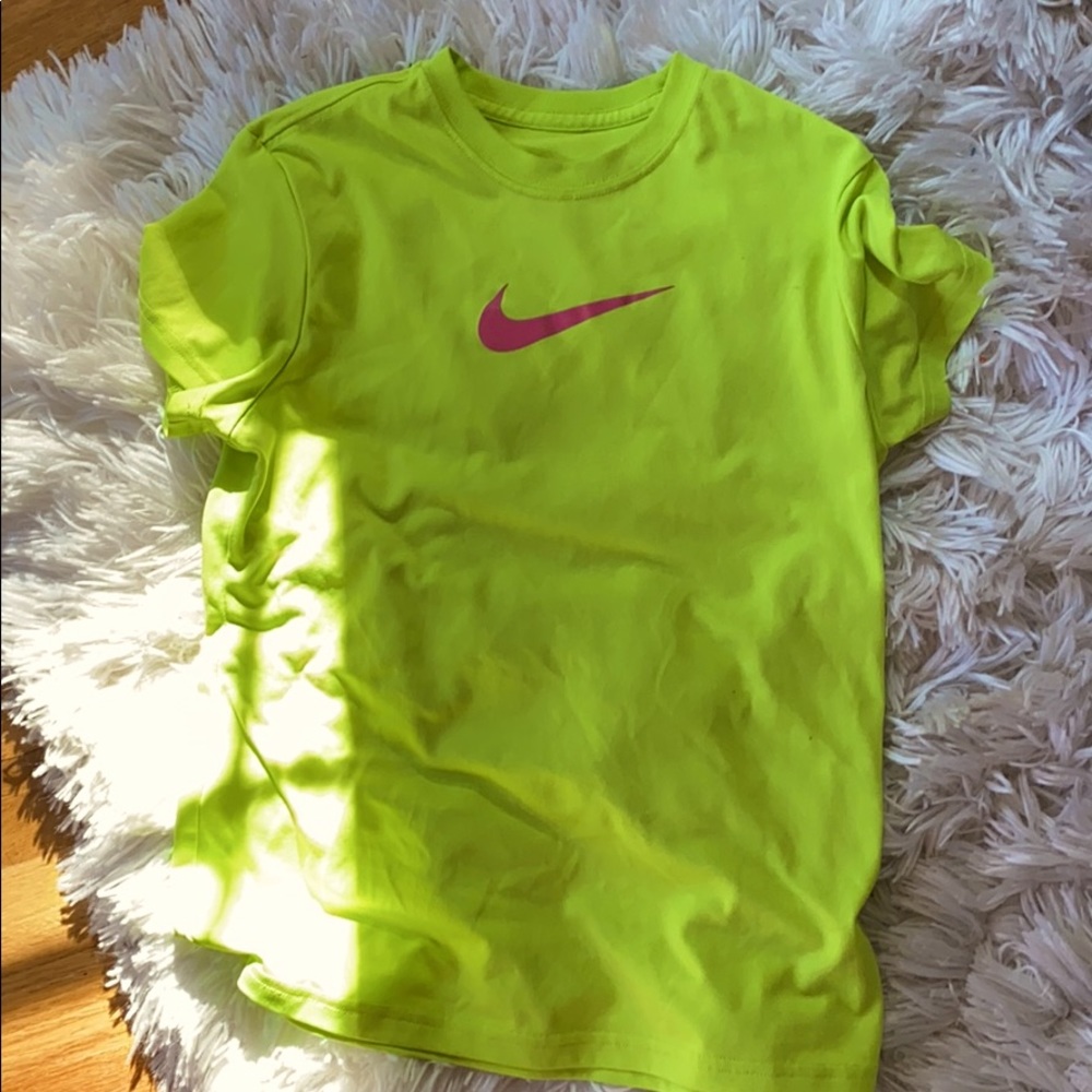 Athletic top